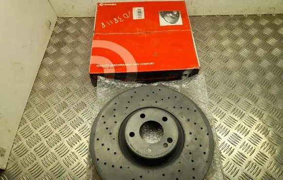 Mercedes-Benz C W205 Front brake disc 0004212312