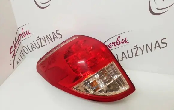 Toyota RAV 4 (XA30) Rear/tail lights