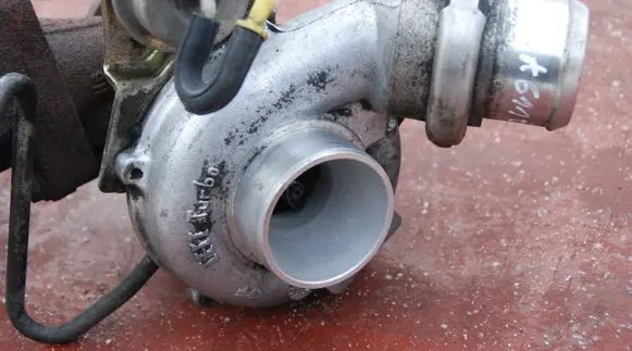 Mercedes-Benz Sprinter W901 W902 W903 W904 Turbo A6110960599