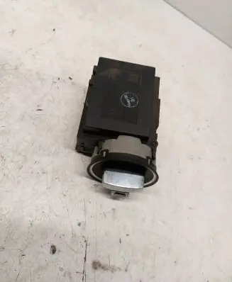 Volkswagen PASSAT B6 Ignition lock contact 3C0905843 3330 01200342526