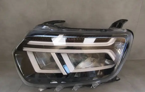 Dacia Duster II Headlight/headlamp 260602465R