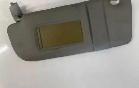 Audi A4 S4 B5 8D Sun visor 8d0857551f 8d0857551g