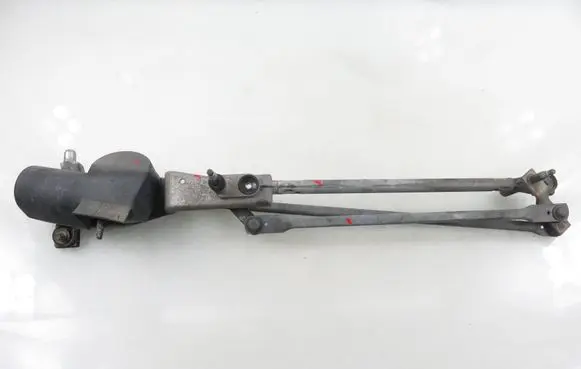 Ford Focus Front wiper linkage 