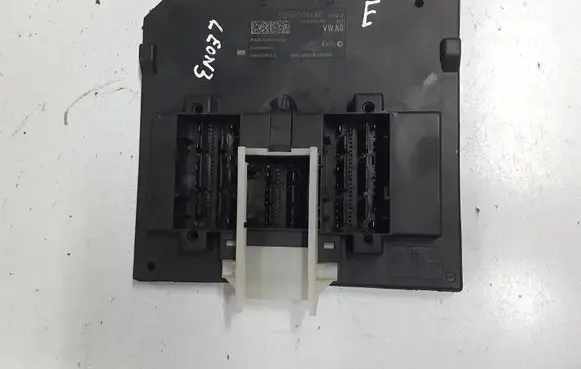 Seat Leon (5F) Comfort/convenience module 5Q0937084AEXAUTOPX 5Q0937084AE 5WK50793E