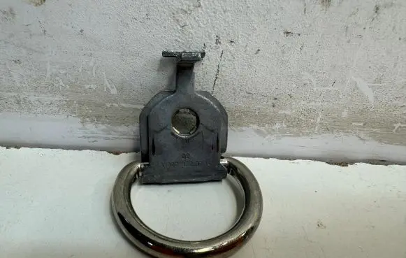 Mercedes-Benz GLE (W166 - C292) Tie down hook / loop A0008603714