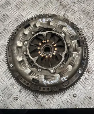 Volkswagen PASSAT CC Clutch set kit 06J141025