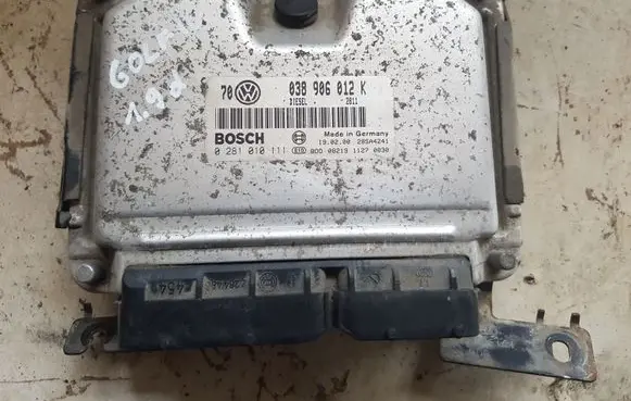 Volkswagen Golf IV Engine control unit/module 038906012K