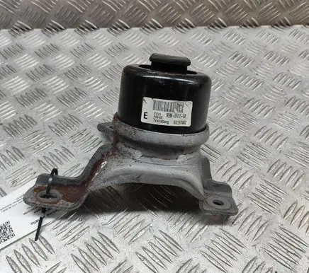 Volvo V70 Engine mount bracket 8G9N6F012BB