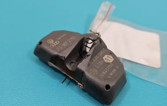 Audi Q7 4L Tire pressure sensor 4F0907275D IMPRK1500166