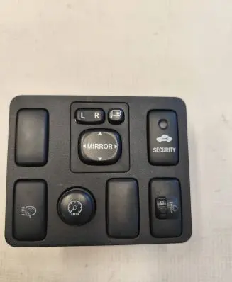 Toyota Hilux (AN10, AN20, AN30) Wing mirror switch 554460K070