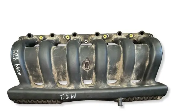 BMW 5 E39 Intake manifold 11611427618