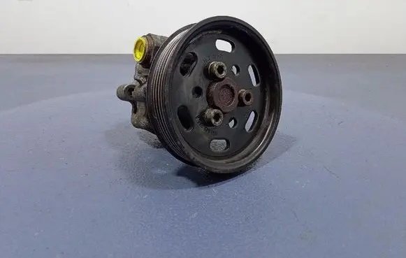 Volkswagen Sharan Power steering pump 7M0145157AA