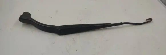 Subaru Legacy Front wiper blade arm 223M