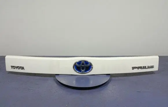 Toyota Prius+ (ZVW40) Number plate light 76811-47070