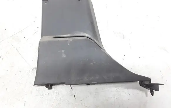 Citroen Jumpy Seat belt trim 1496151077