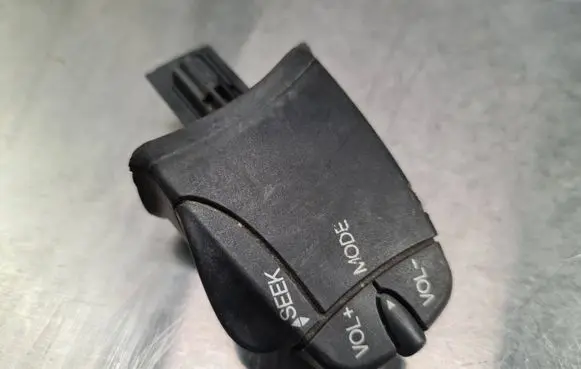 Ford Mondeo Mk III Multifunctional control switch/knob 98AB14K147AB