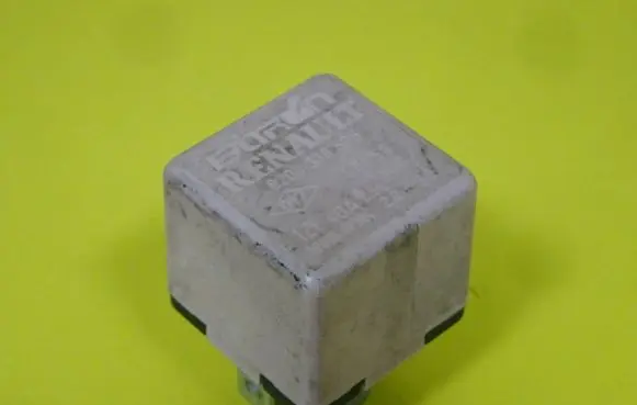 Renault Scenic II - Grand scenic II Other relay 8200338695