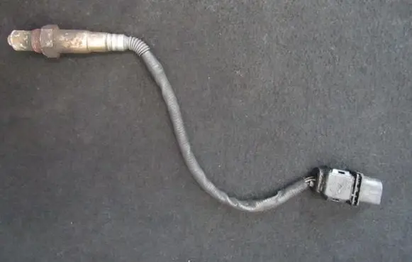 BMW 5 E60 E61 Lambda probe sensor 0258017036