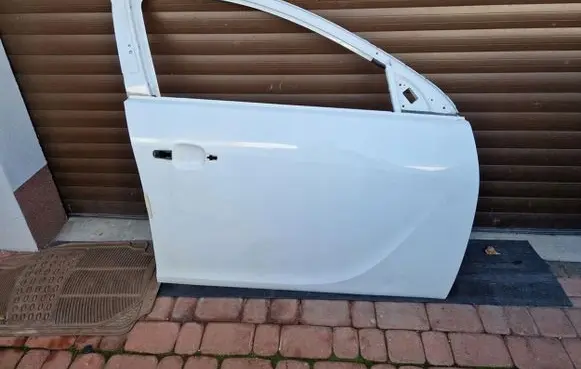 Opel Insignia A Front door