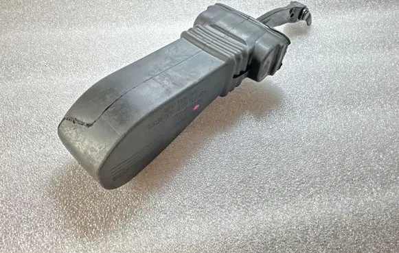 Audi A7 S7 4G Front door check strap stopper 8T8837267A