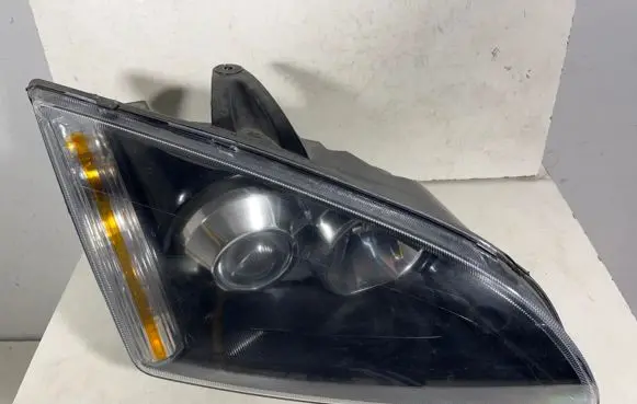 Ford Focus Headlight/headlamp