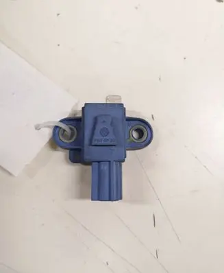 Volkswagen PASSAT B6 Airbag deployment crash/impact sensor 1K0955557A