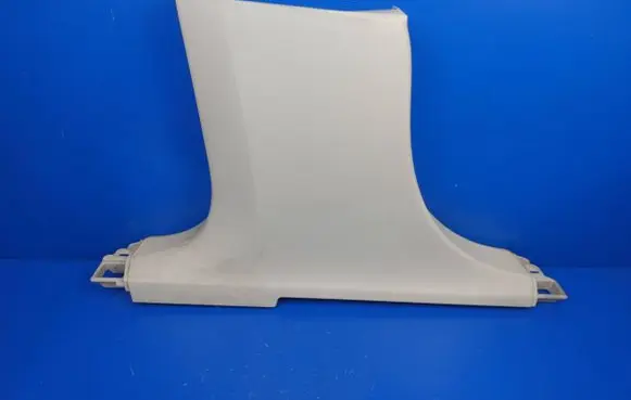 Volvo XC90 (B) pillar trim (bottom)