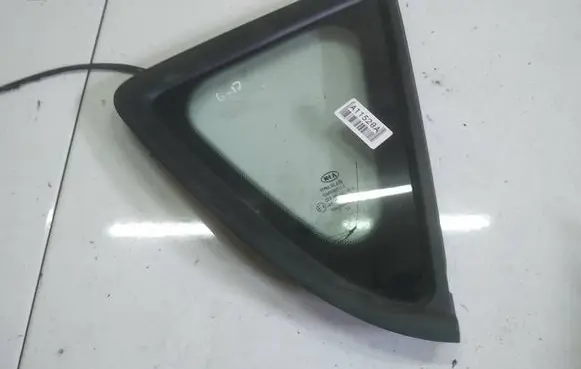 KIA Ceed Rear side window AS2