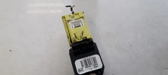 Toyota Auris 150 Airbag deployment crash/impact sensor 8983102080 89831-02080