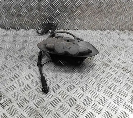 BMW 3 GT F34 Front brake caliper 6865538