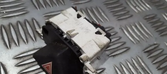 Ford Focus Hazard light switch 2M5T13A350AA