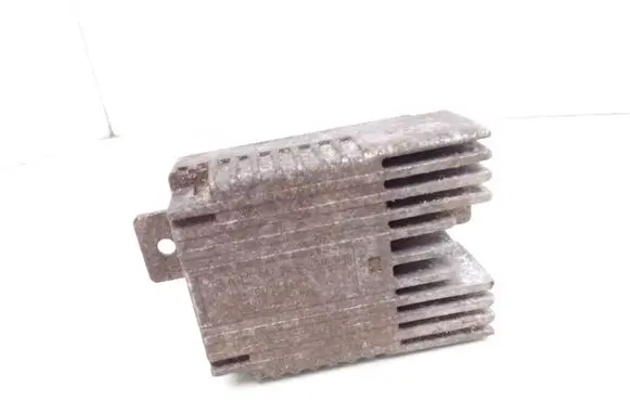 Mercedes-Benz A W168 Fan control module A0235456832