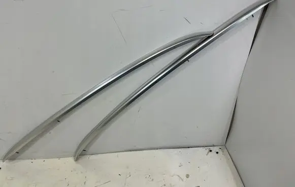 Seat Leon (5F) Roof bar rail