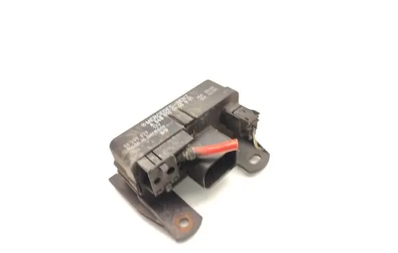 Mercedes-Benz E W211 Glow plug pre-heat relay A6489000000 51299029