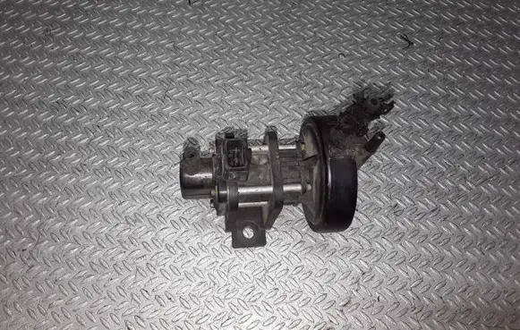 Mercedes-Benz C W202 Turbo solenoid valve 4715396