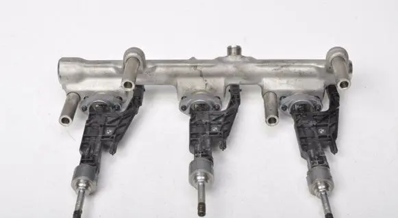 Mini One - Cooper F56 F55 Fuel main line pipe 8656548