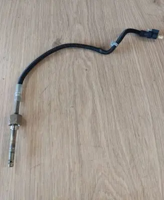 Mercedes-Benz E W213 Exhaust gas temperature sensor A0009058904
