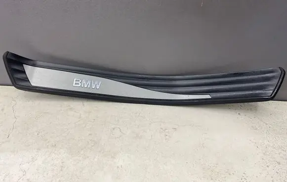 BMW 5 E60 E61 Rear sill trim cover 7034305 7074511 22339910