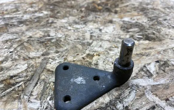 Porsche 944 Headlight/headlamp mounting bracket 