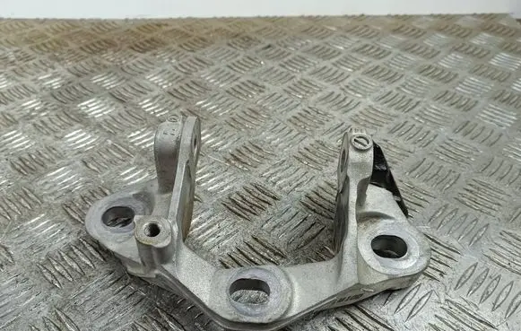 Mazda CX-9 Bracket in trunk/boot 