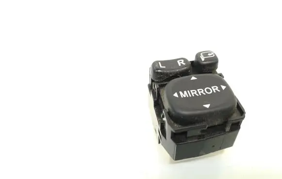 Lexus IS 220D-250-350 Wing mirror switch 183575