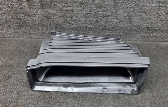 Audi A8 S8 D4 4H Air intake duct part 4H0129628AB 4H0129666C