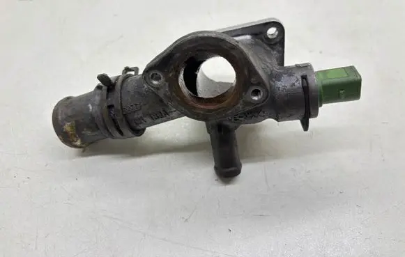 Thermostat/thermostat housing