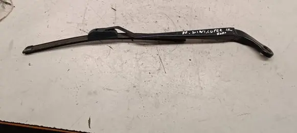 Mini One - Cooper F56 F55 Windshield/front glass wiper blade 733547705