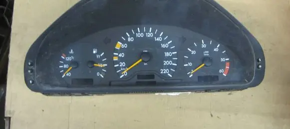 Mercedes-Benz C W202 Speedometer (instrument cluster) 2025402148