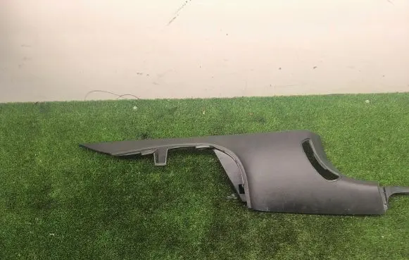 Tesla Model 3 (D) pillar trim (bottom) 108628100F