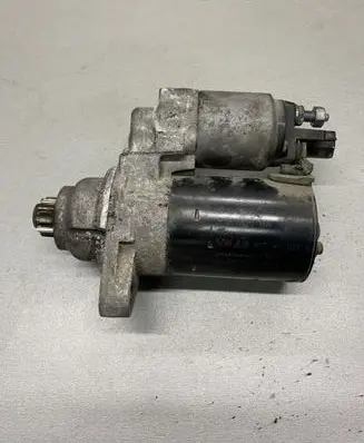 Skoda Octavia Mk2 (1Z) Starter motor 0001120406 021911023R