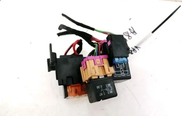 Audi A6 S6 C5 4B Fuse box set 8A0937530