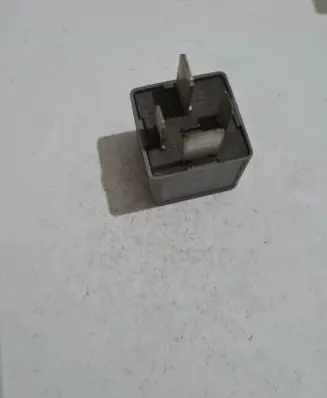 Ford Mondeo Mk III Other relay F8VB14B192AA