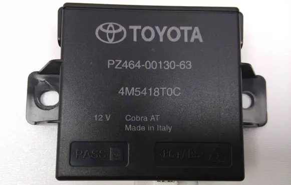 Toyota Avensis T270 Immobilizer control unit/module PZ4640013063